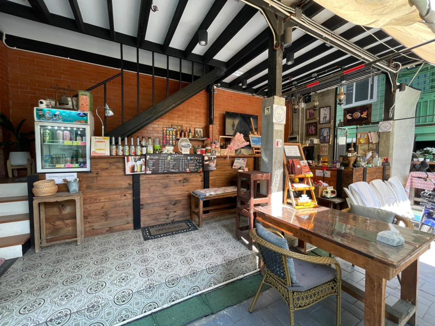 Green Teak House Bangkok Exterior photo